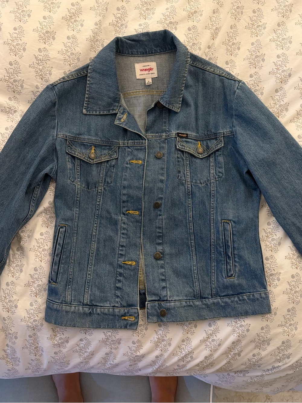 Wrangler Classic Light Blue Denim Trucker Jacket